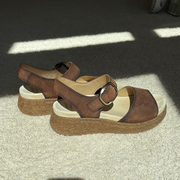 Dansko Brown Leather Platform Sandals - Picture 1 of 3